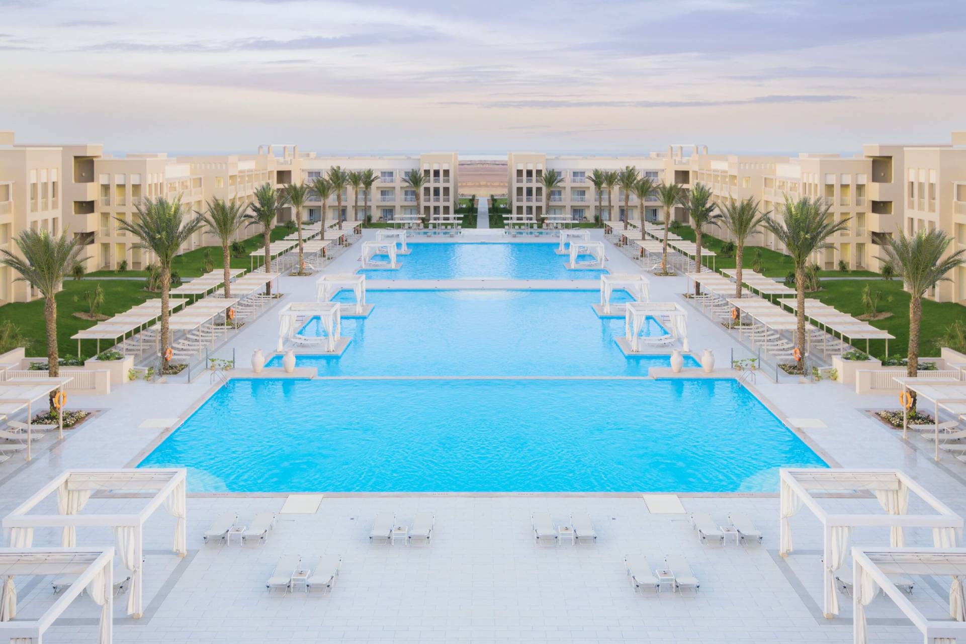 JAZ AQUAVIVA RESORT - HURGHADA